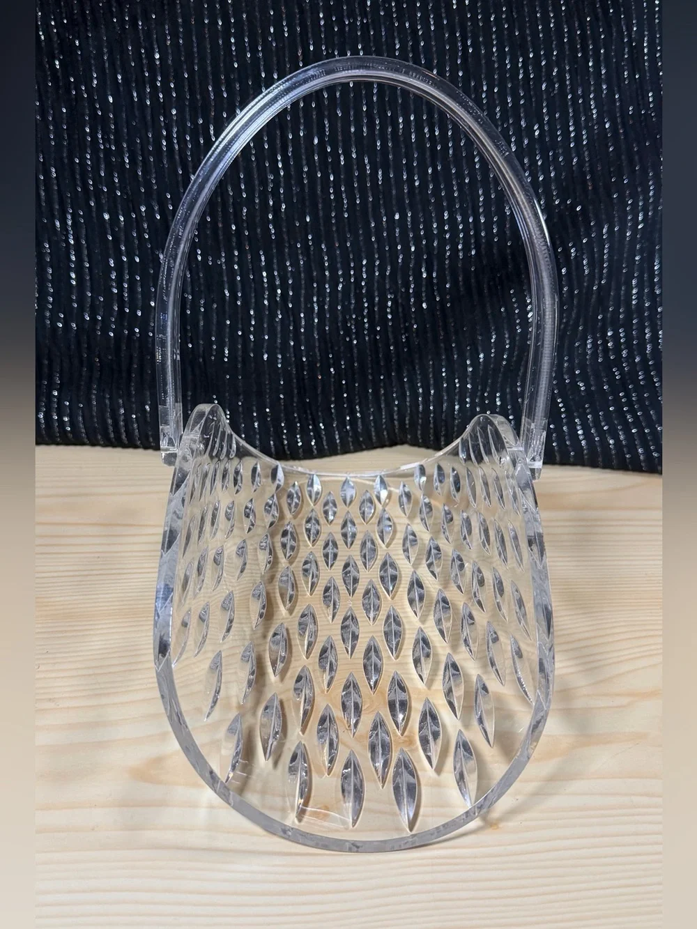 Wilardy Lucite Acrylic Handled Basket 9.25” MCM Vintage Rare Diamond Cut